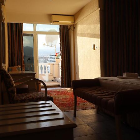 Hotel Kuč Budva Exterior foto