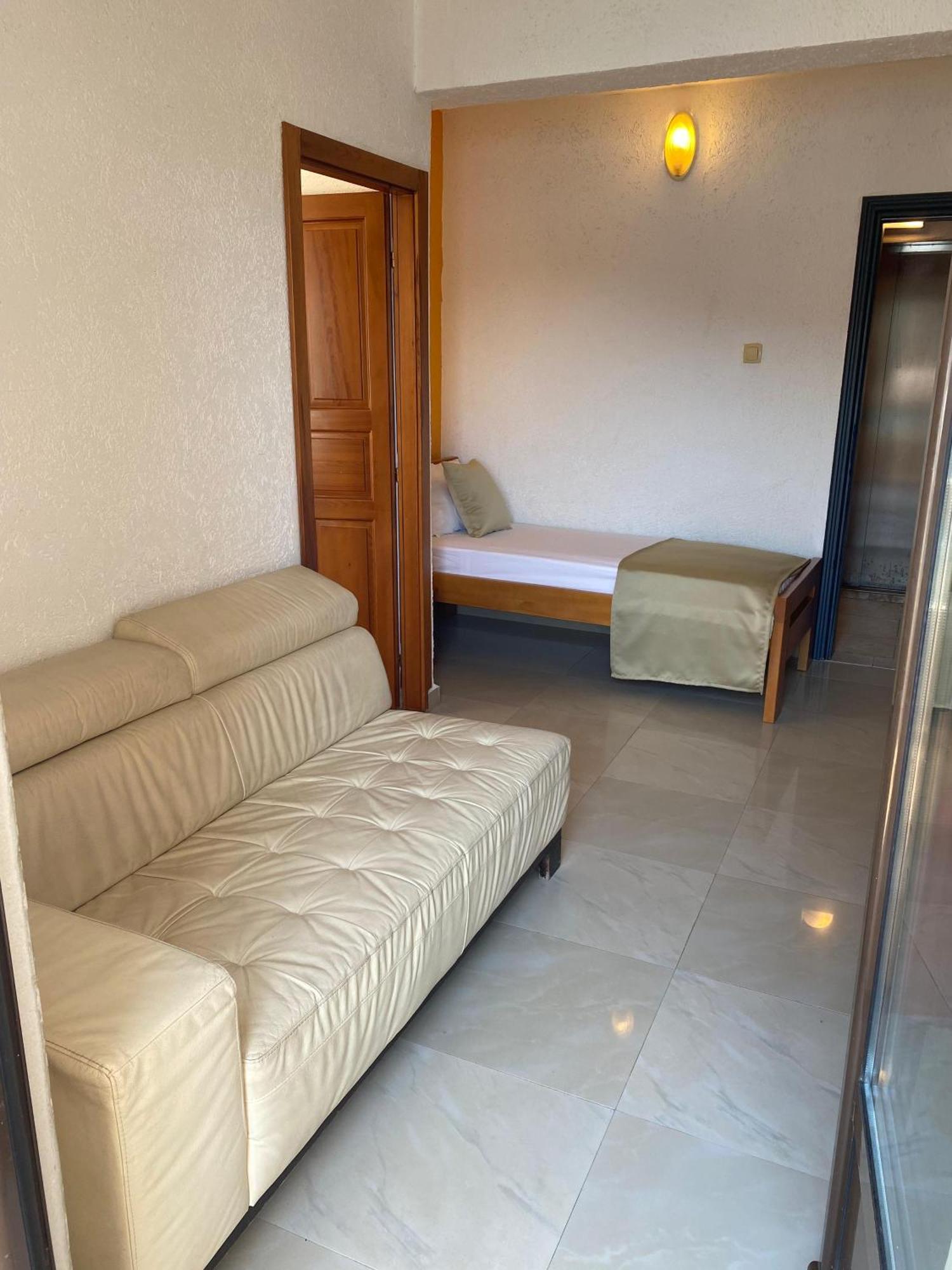 Hotel Kuč Budva Exterior foto