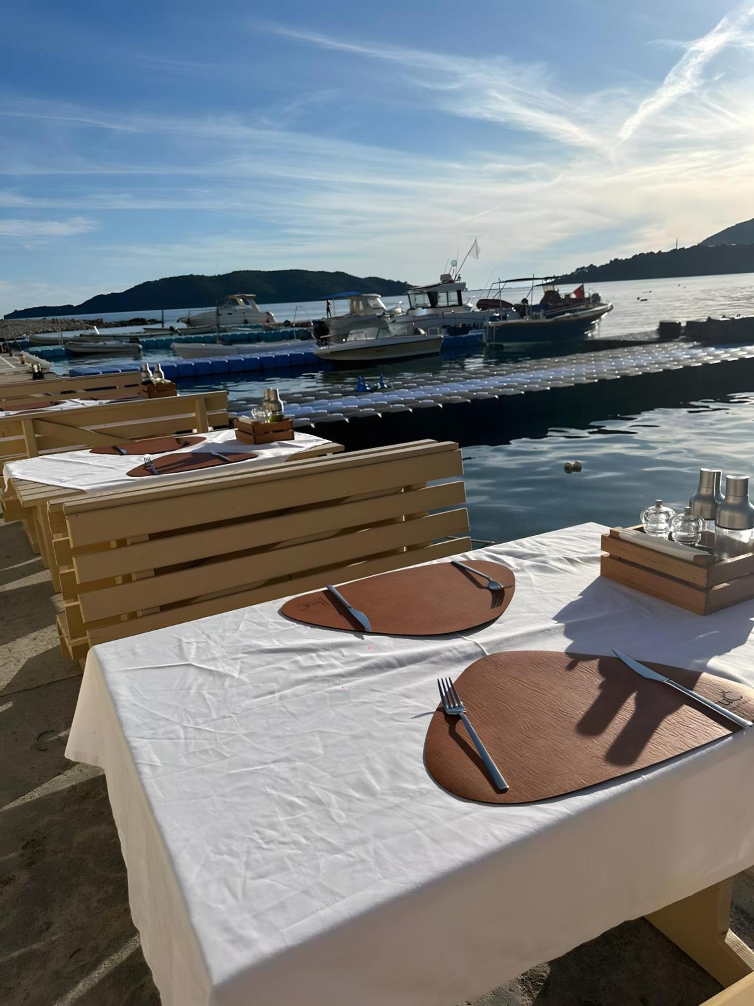 Hotel Kuč Budva Exterior foto